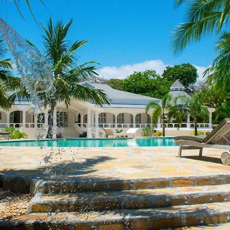 Zumzum Beach House Bed & Breakfast Kinondo Luaran gambar
