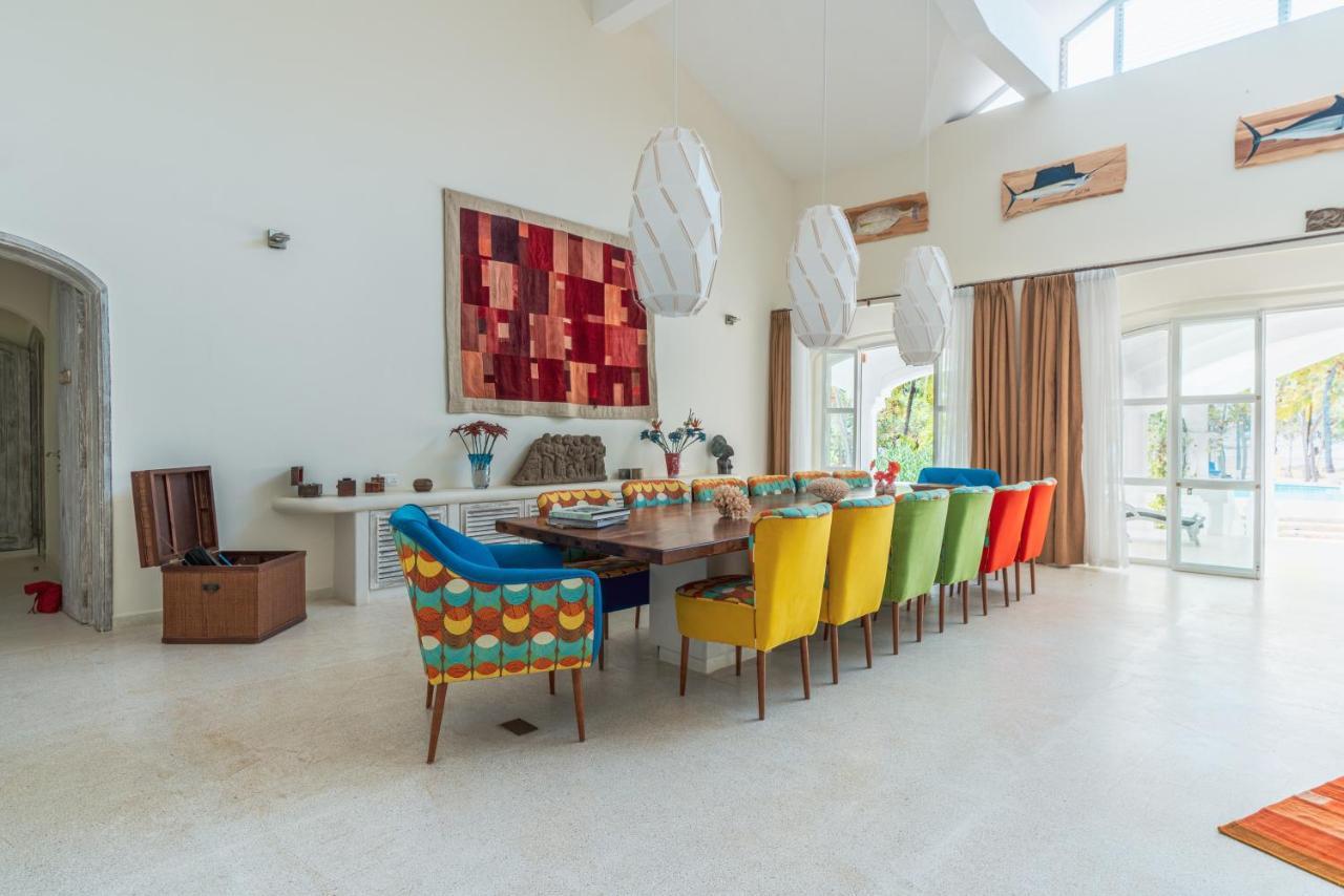 Zumzum Beach House Bed & Breakfast Kinondo Luaran gambar