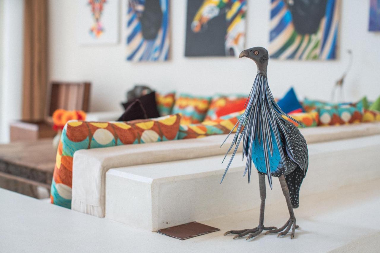 Zumzum Beach House Bed & Breakfast Kinondo Luaran gambar